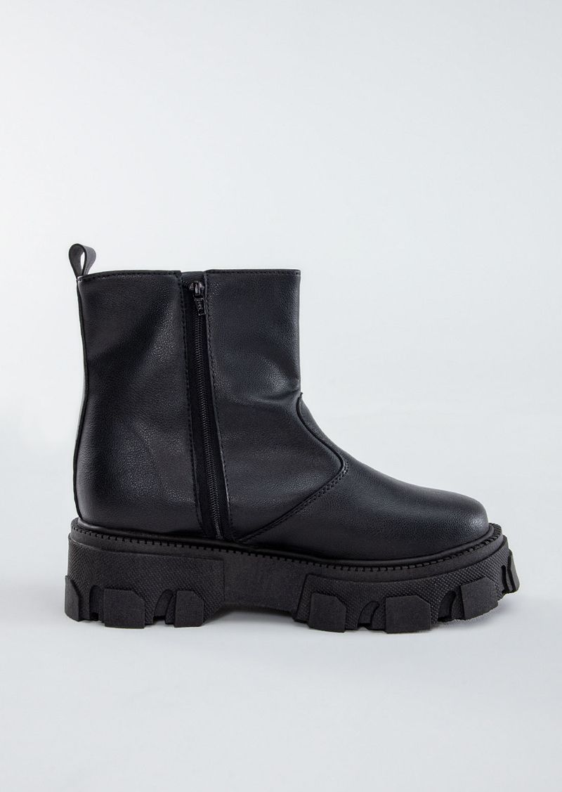 BOTAS-39015261-NEGRO_2
