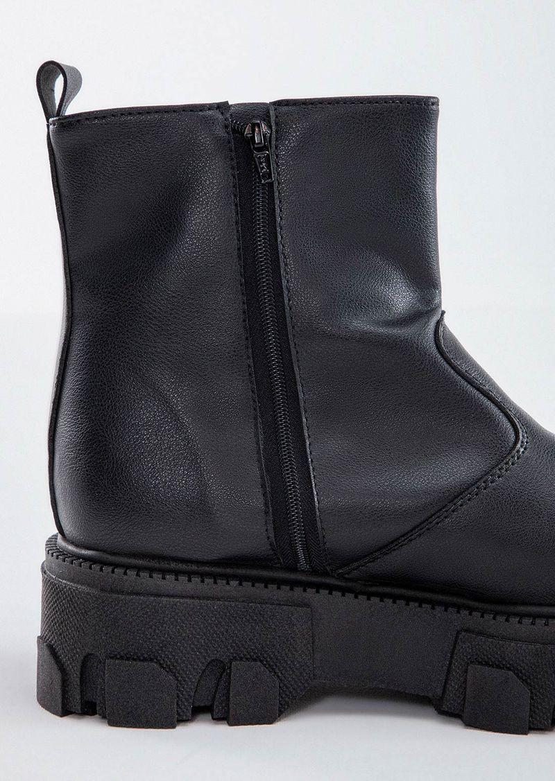 BOTAS-39015261-NEGRO_6