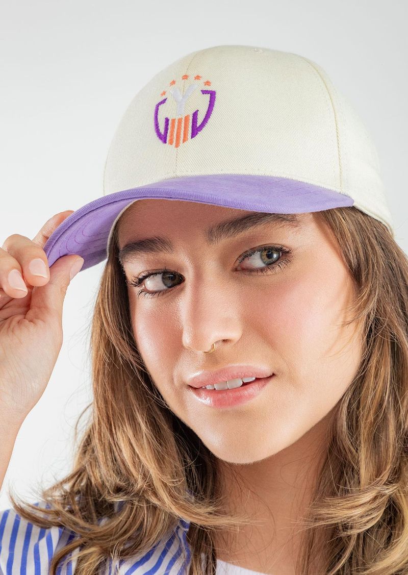 GORRA-39007277-LILA_4