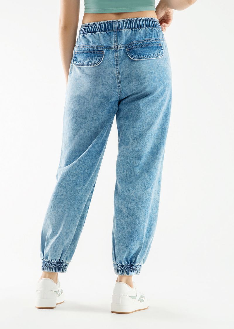 JOGGER-30016224-MEDIO_3