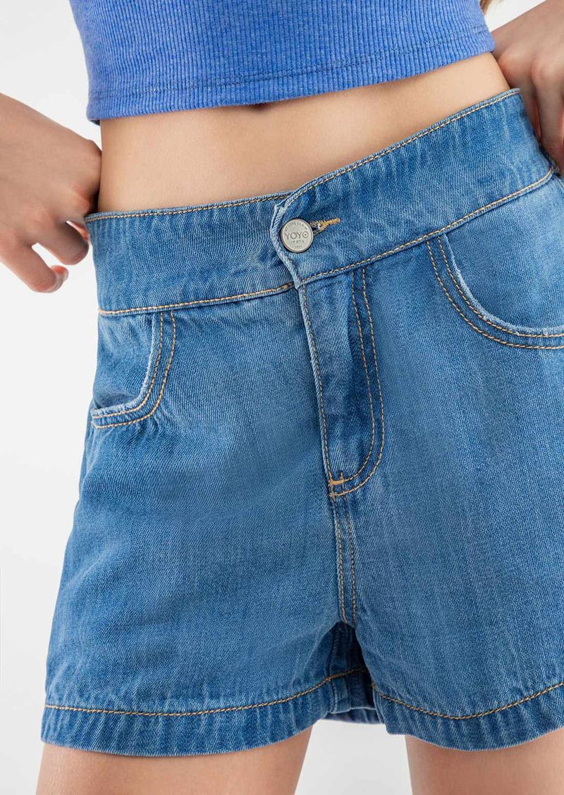 SHORT-30672133-MEDIO_4