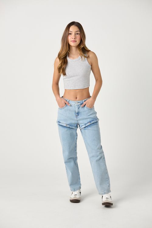 Jean mom jean azul claro y convertible en short para jóvenes