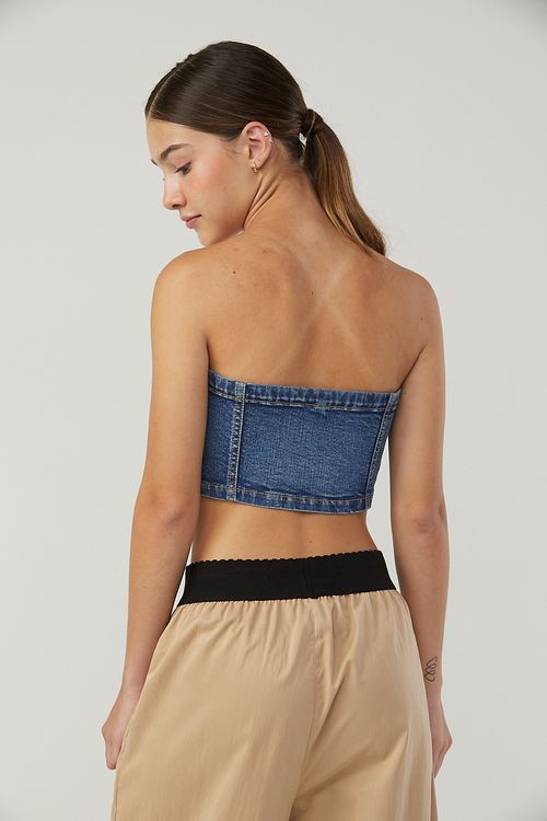 Blusa strapless en denim para jóvenes
