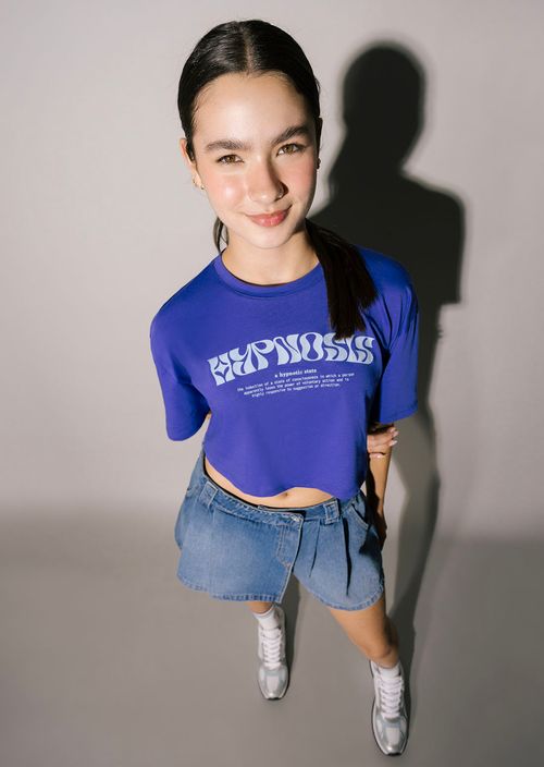 Camiseta oversize morado oscuro con estampado para adolescentes