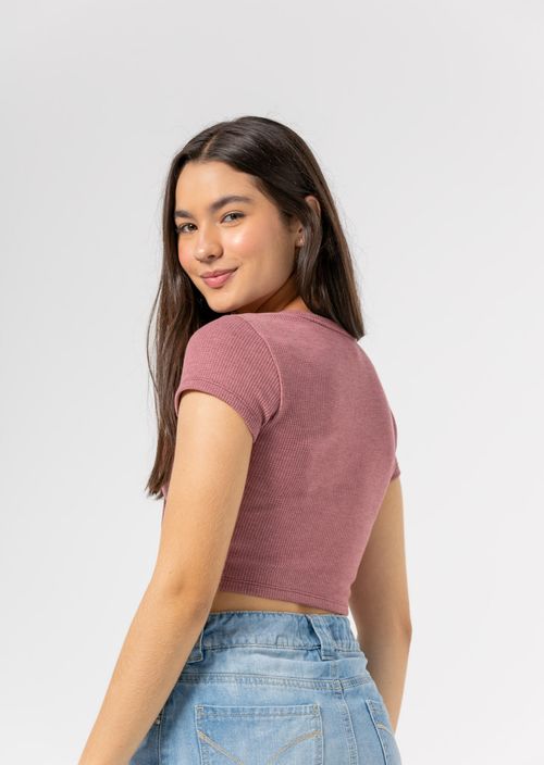 Camiseta ciruela con lace up en escote para jóvenes