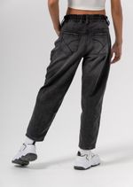 JEAN-MOM-30078122-NEGRO_6