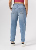 JEANMOM-30080222-CLARO_4