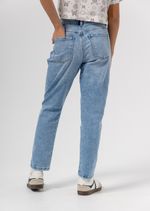 JEAN-MOM-30079122-MEDIO_5