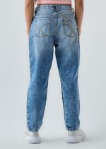 JEAN-MOM-30081122-MEDIO_4