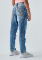 JEAN-MOM-30081122-MEDIO_5