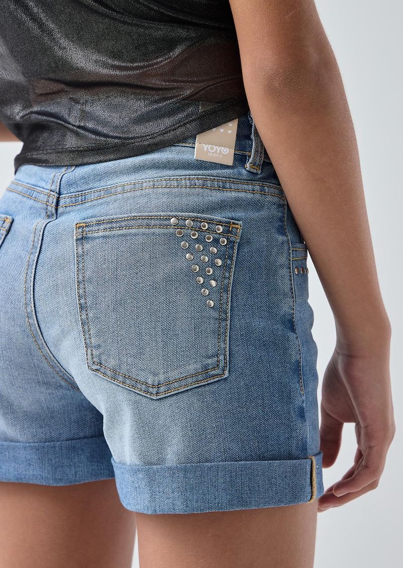 SHORT-30703133-MEDIO_5