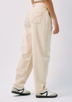 JEAN-MOM-33004247-MARFIL_4