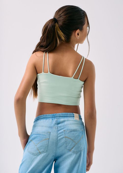 Camiseta menta con frente en punta para niñas