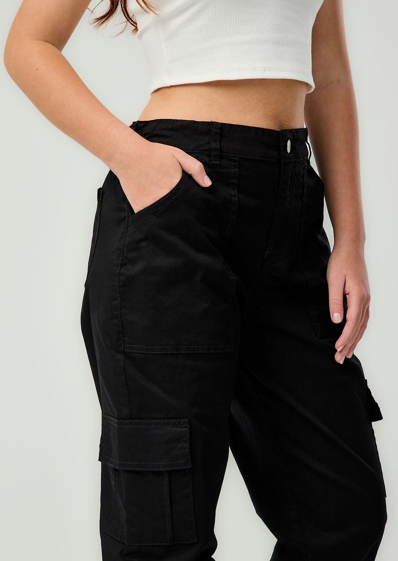JOGGER-35001241-NEGRO_6.jpg