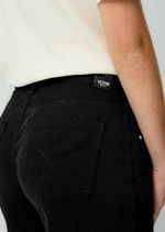 JEAN-CARGO-30080234-NEGRO_5.jpg