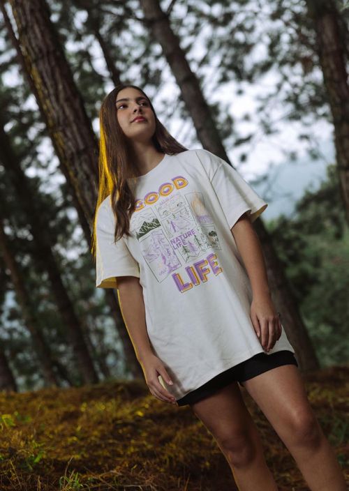 Camiseta oversize marfil para adolescentes