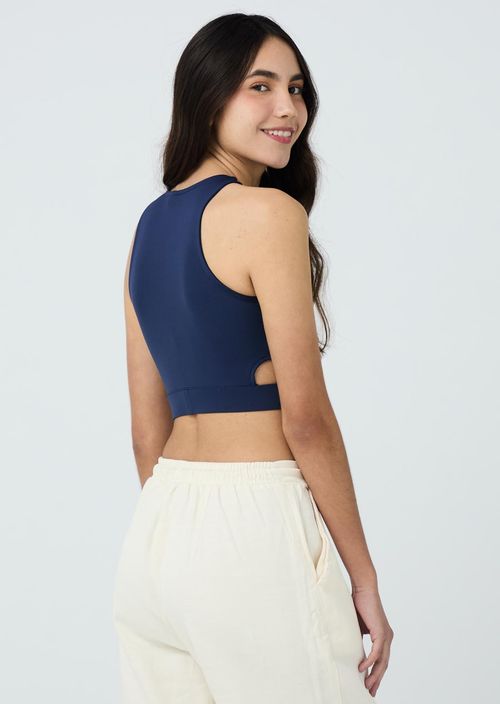 Camiseta azul navy con abertura para jóvenes