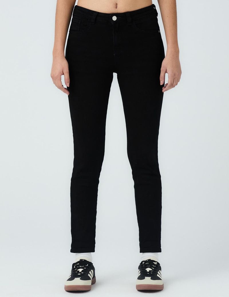 JEAN-CRAZY-30070237-NEGRO_4