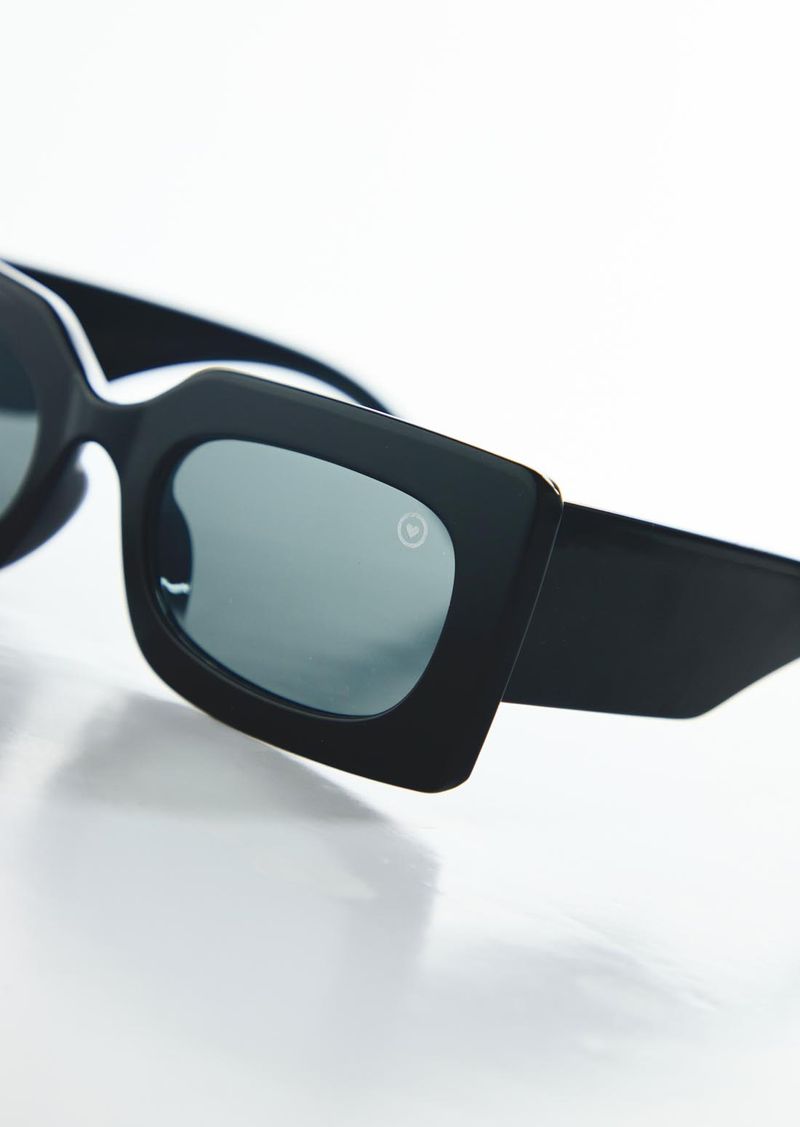 GAFAS-39160233-NEGRO_3