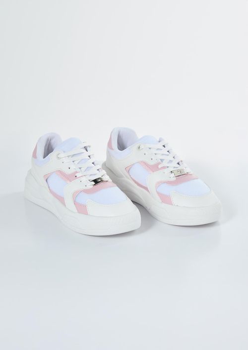 Tenis blancos con suela en contraste para jóvenes