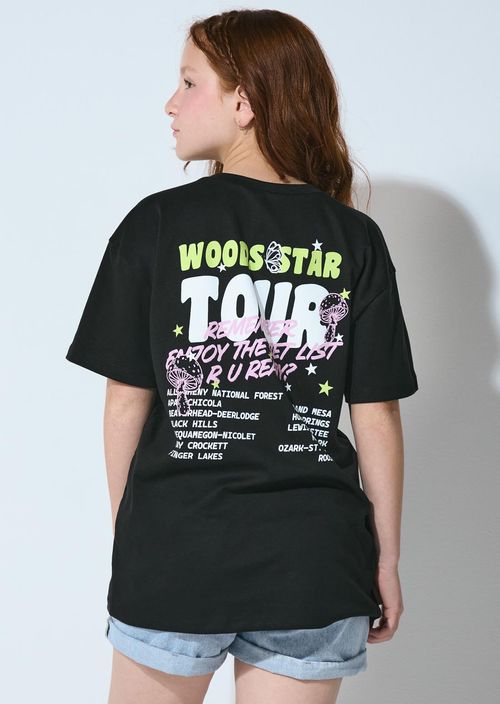 Camiseta oversize negra estampada para jóvenes