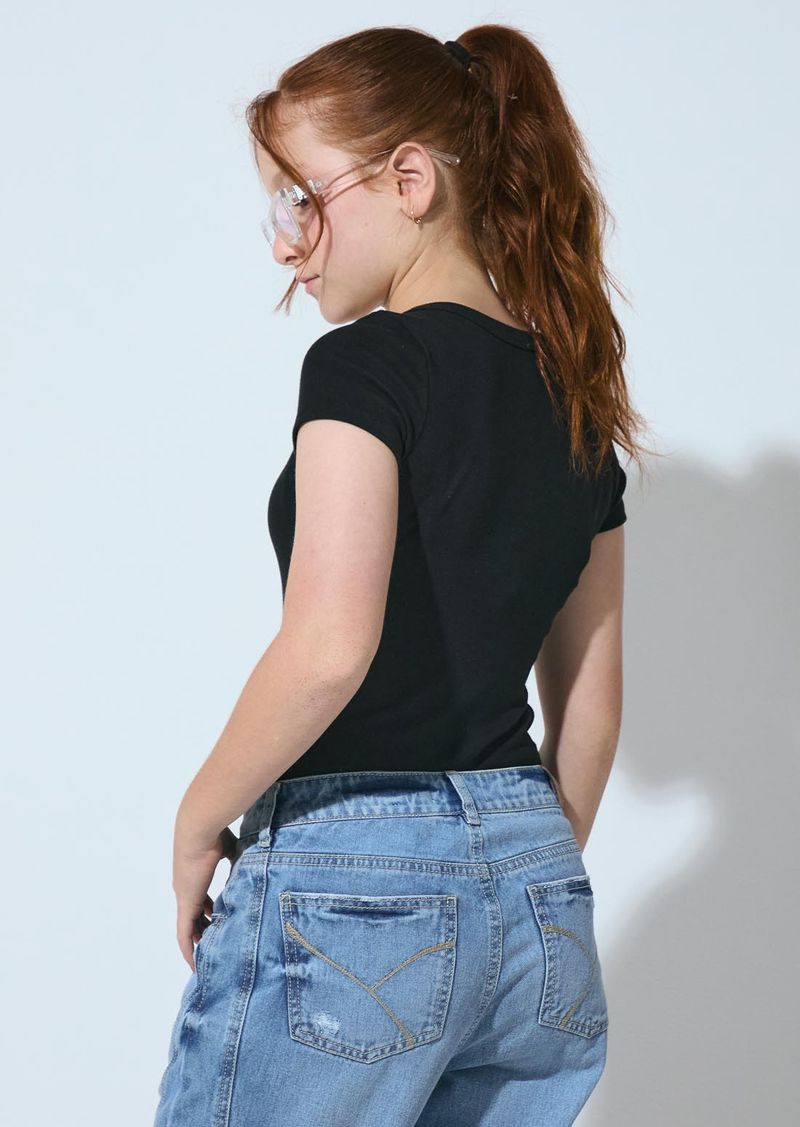 BODY_31010722_NEGRO_2
