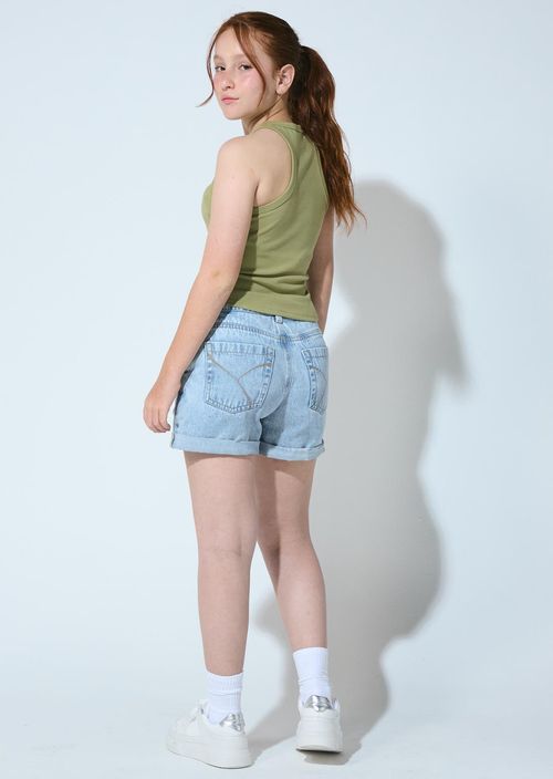 Short claro con bolsillos para adolescentes